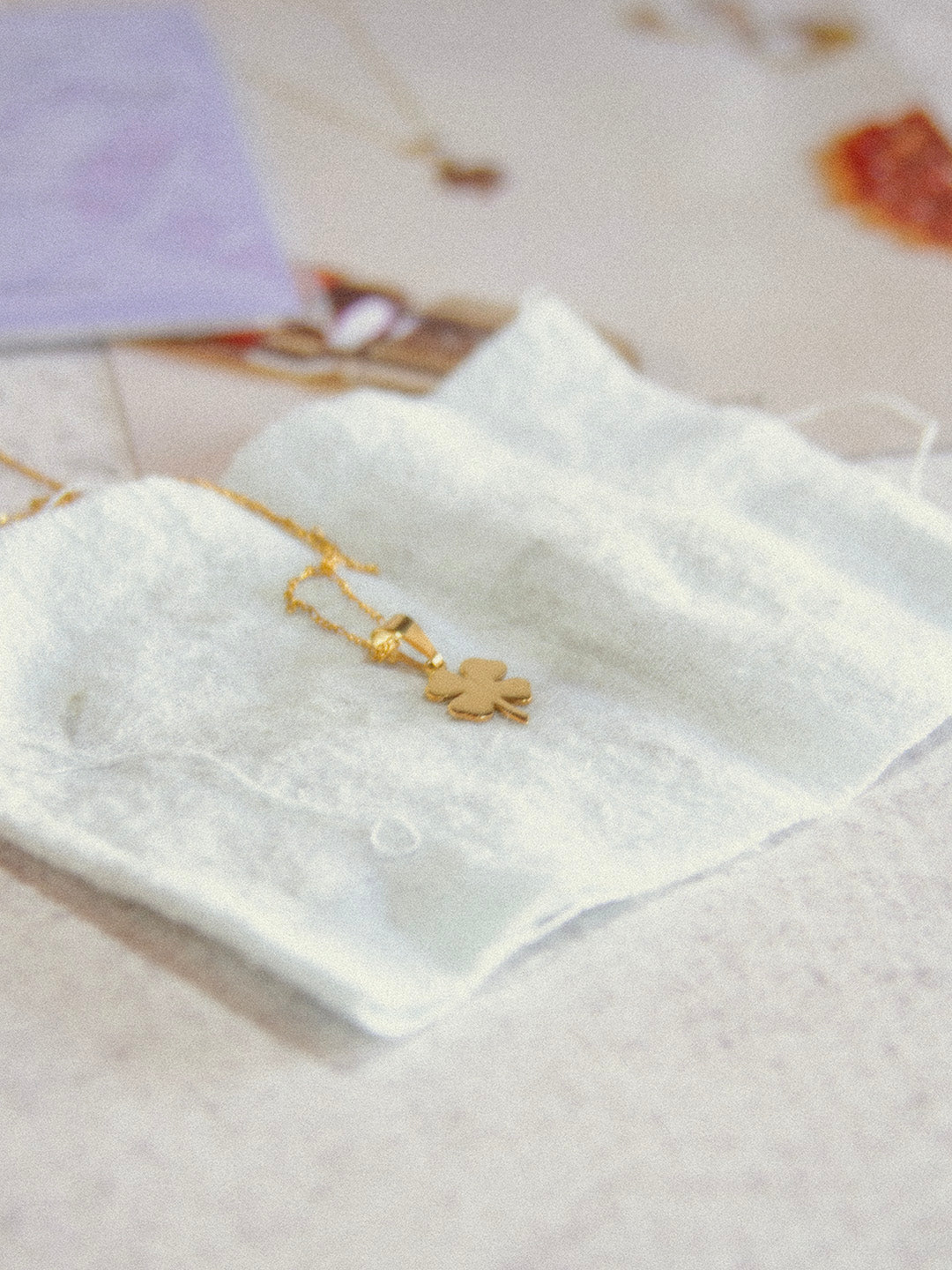 Cadena Trébol Dorado