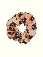 Squared Scarf Eyes With a Twist